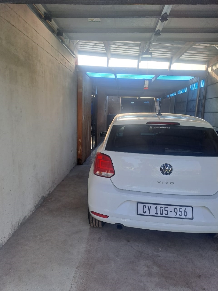 2 Bedroom Property for Sale in Hazendal Western Cape
